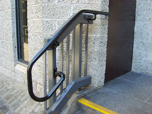 Kee Klamp - kee access main courante pour escaliers - Main Courante