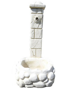 DECO GRANIT - fontaine en pierre blanche reconstituée 50x65x120c - Fontaine Murale D'extérieur