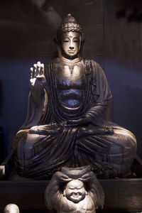 MAMBO ART - m&o 09 2009 - Bouddha
