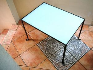 L'atelier tout metal - table basse rivetée en acier brossé - Table Basse Rectangulaire