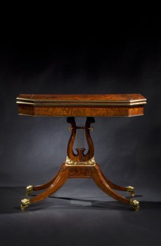 CARSWELL RUSH BERLIN - Table de jeux-CARSWELL RUSH BERLIN-VERY FINE PARCEL-GILT MAHOGANY LYRE-BASE GAMES TAB