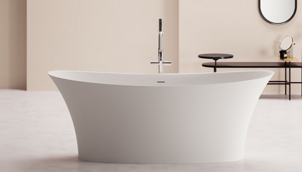 KAROL ITALIA Freestanding bathtub Bathtubs Bathroom Accessories and Fixtures  | 