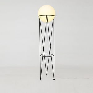 ATELIER ARETI - structure & globe - Floor Lamp