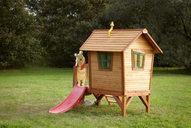 AXI - Children's garden play house-AXI-Maisonnette winnie l'ourson sur pilotis en cèdre 