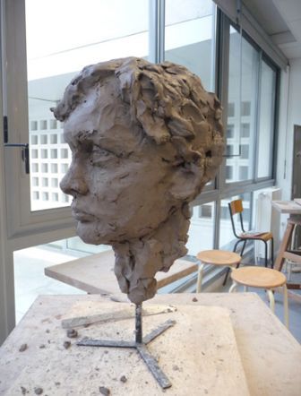 ANNA BOROWSKI - Bust sculpture-ANNA BOROWSKI