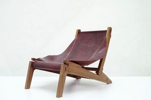 ANASTASIA NYSTEN - cloak chair - Niederer Sessel